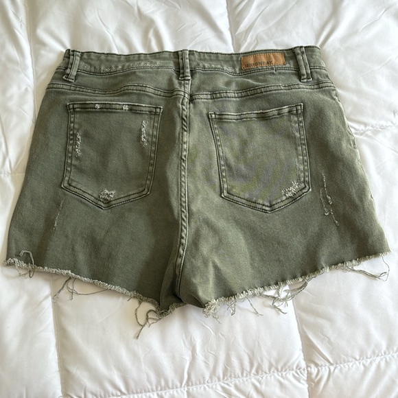 Unionbay size 13 shorts - Picture 2 of 6
